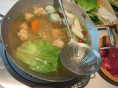 -左庭右院鲜牛肉火锅(金山万达店)