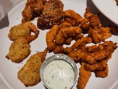 -必胜客(漕宝路店)