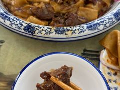 -壹阁胡羊焖饼(特色小吃街店)