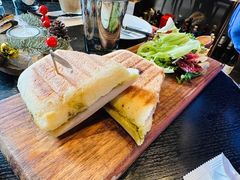 -wineapp葡萄酒餐吧(外滩金融中心店)