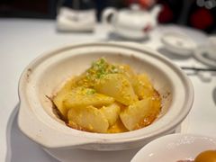蟹黄烧沙心萝卜-山泉粤宴(广东大厦店)