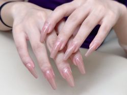 -UU·NAIL美甲美睫專門店