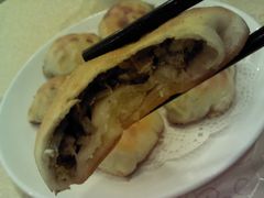烤包子-巴扎美食·新疆菜·西域歌舞表演餐厅(新疆大厦店)