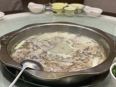 -邱羊子烤全羊羊肉馆(中优·观澜店)
