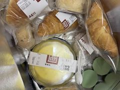 -炉边皮皮·烘焙甜品工厂店