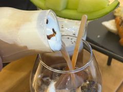 -Mark&Mars Restaurant