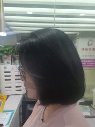 -镁连社·美联社