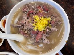 -潮镇老尾牛杂(环城西路店)