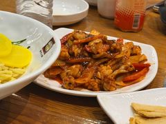-喇喇排骨火锅·传统韩式脊骨汤(望京西园总店)