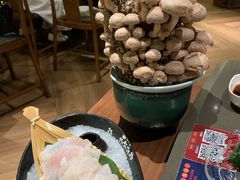 -捞王锅物料理(上海世茂广场店)