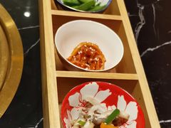 -山川小町·极番烧肉(新地假日广场店)