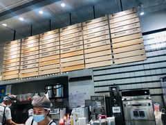 -喜茶(上海打浦桥日月光gelato lab+店)