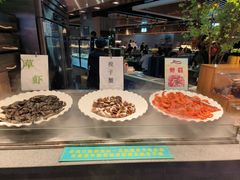 -遇上西雅图多融合海鲜自助餐厅(中房金谊广场店)