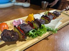 -米德维奇俄式西餐厅(西六道街店)