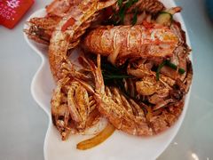 -覃记海鲜美食餐厅