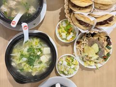 -闫家驴肉老店(华电一校店)
