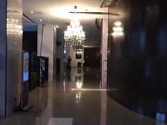 -上海虹桥西郊假日酒店