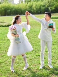 -二十一世纪婚纱摄影(省府前街店)