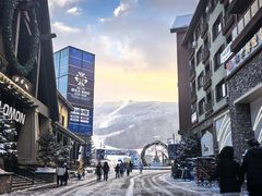-中旅松花湖滑雪场