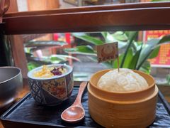 -银米·云南传统过桥米线(双廊黑金冠店)