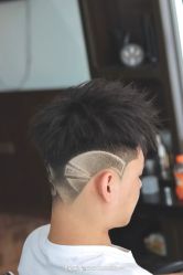 -贝勒爷专业男发