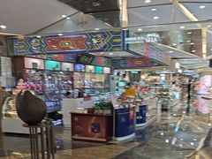 -王府井百货熙地港店