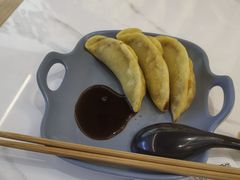 -老新隆牛肉锅贴(新街口店)
