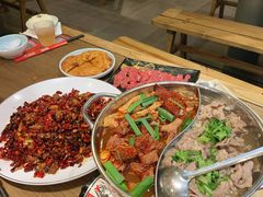 -肖四女乐山跷脚牛肉(滨江天街店)