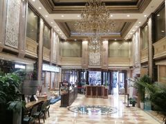 大堂-香榭大堂吧 Champs-Elysées Bar(上海南新雅皇冠假日酒店)