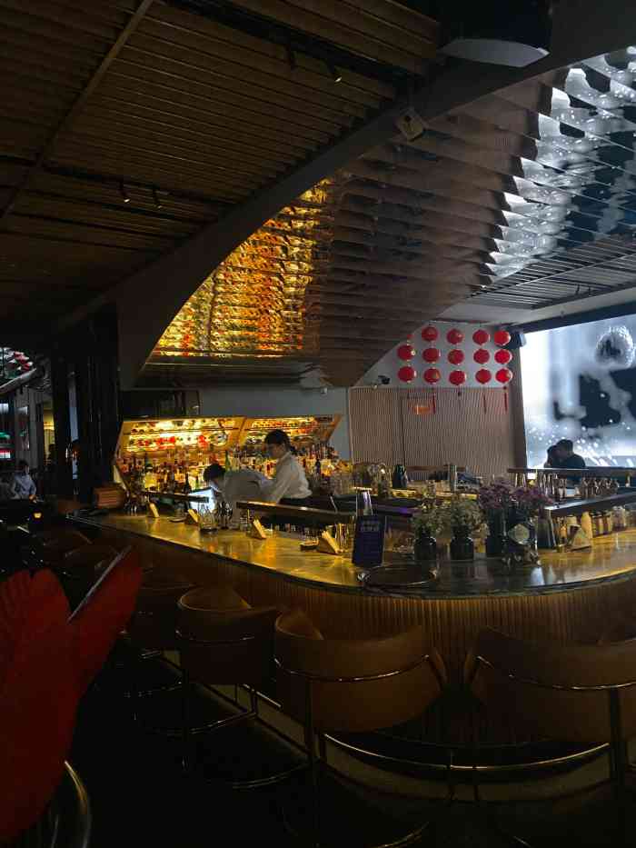 if lounge-"点了两杯鸡尾酒99 还可以吧 薯条是细."-大众点评移动版