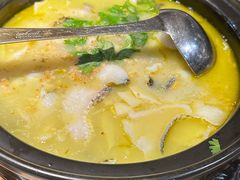 -九锅一堂酸菜鱼(万达广场店)