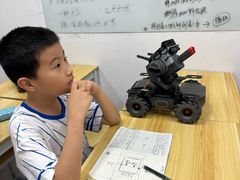 -创炫青少年创新实验室·AI·编程·科创(临港店)