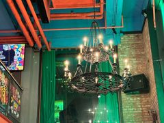 -Famous肥猫墨西哥音乐餐吧(五棵松华熙LIVE店)