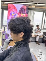 -藤野造型烫发染发