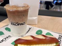 斑斓黄油碱水棒-PAOPAO Bakery&Café(港汇店)