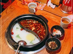-串门邻居串串火锅(云南南路店)