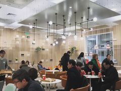 大堂-奈雪的茶(市百一店)