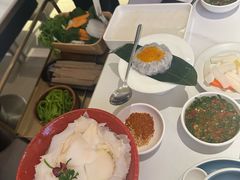 -左庭右院鲜牛肉火锅(金山万达店)