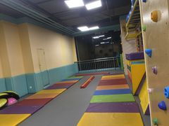 -玩胜青少儿体能(福田侨香中心)