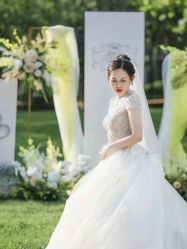 -纯色时光婚纱艺术馆WHITE