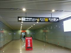 -杭州东站-停车场