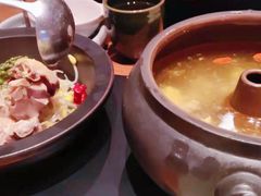 -云海肴·汽锅鸡·云南菜(天山百盛优客店)