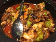 -云海肴·汽锅鸡·云南菜(天山百盛优客店)