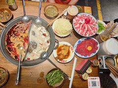 -萍姐火锅·公路夜市(武汉首店)