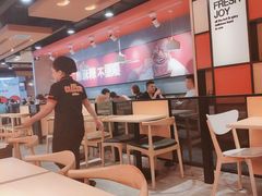 大堂-每味每客·重庆麻辣烫(国泰店)
