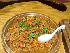 -隔壁老王·家常云南菜(花巷店)