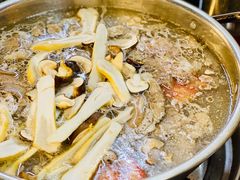-老石黑山羊毛驴肉火锅(金凯广场店)