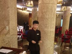 -粤尚腾香居中餐厅(首都机场希尔顿店)