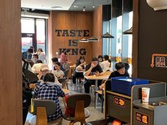 大堂-汉堡王(徐汇绿地缤纷店)