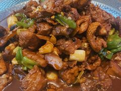 -俭寨大盘鸡·手抓肉·烧烤新疆菜(乌苏路店)